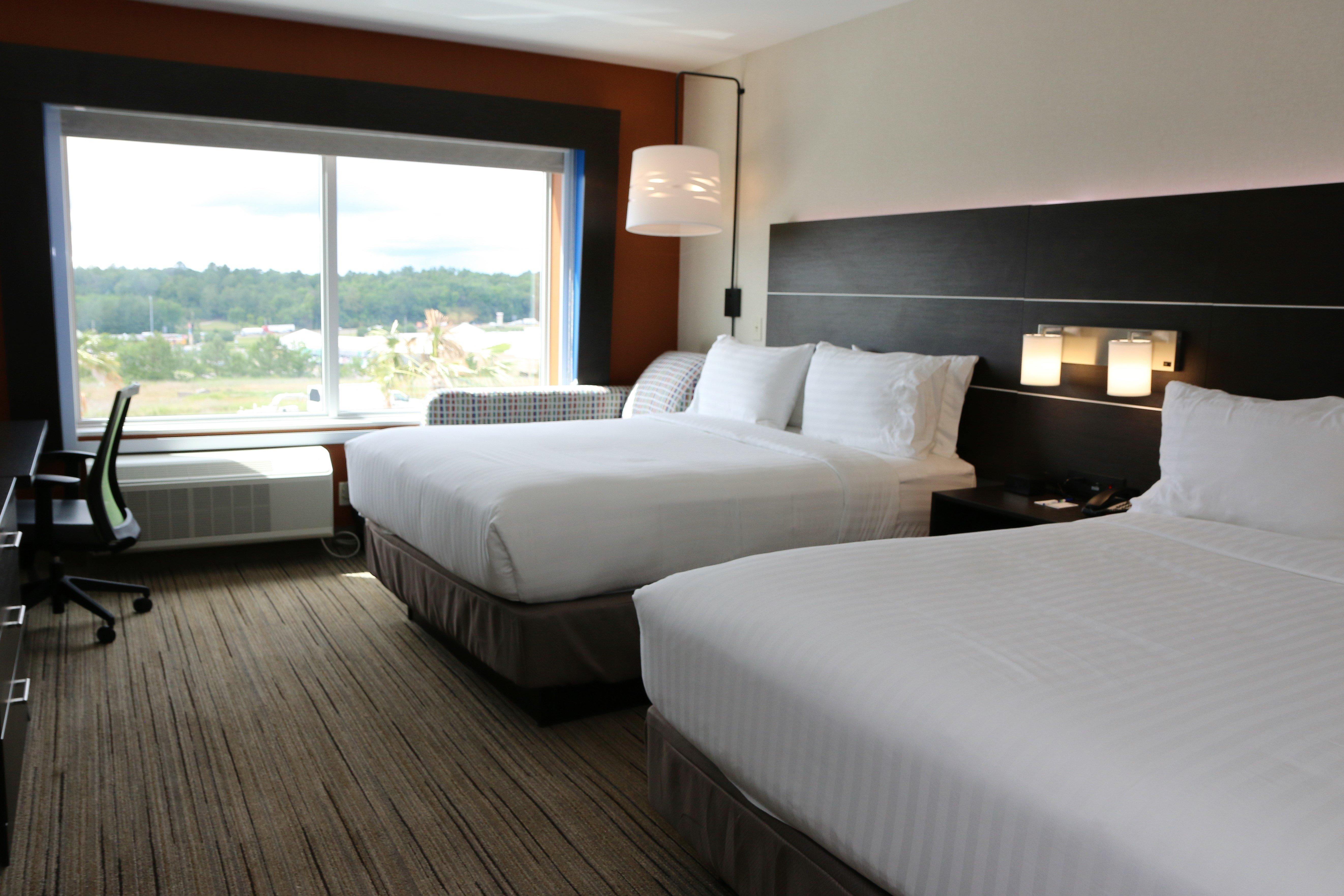 Holiday Inn Express & Suites Alabaster Bagian luar foto